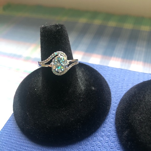 CZ NWOT Engagement Ring & Mans Wedding Band. Beautiful - Picture 6 of 10